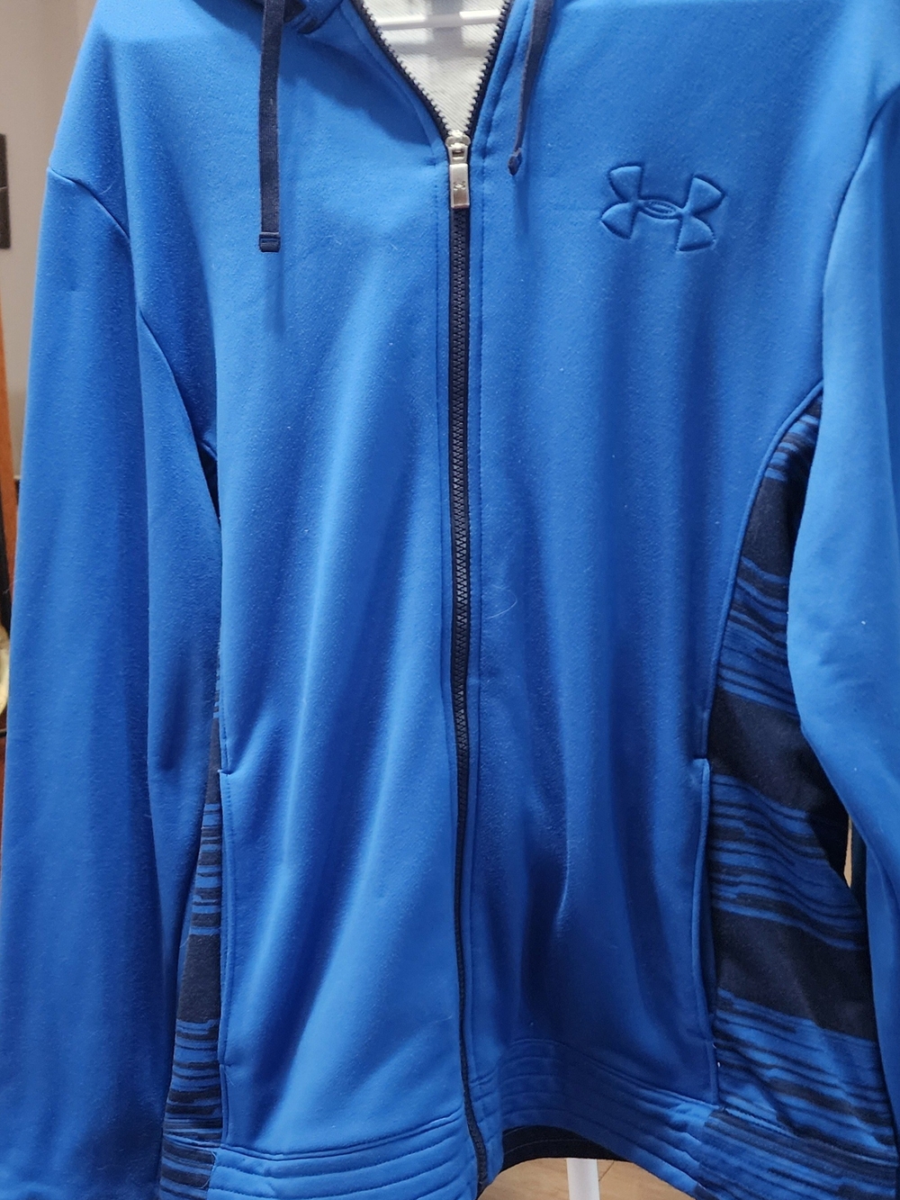 Under Armour Men's Blue Full-Zip Hoodie Jacket Lrg/Xl?